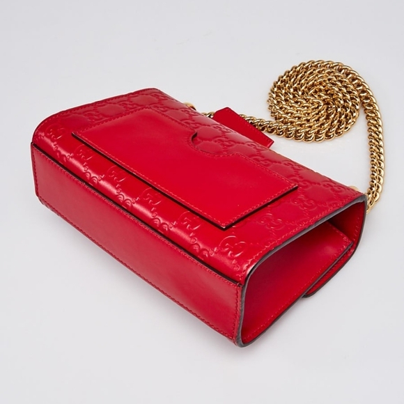 AUTHENTIC - Gucci Red Signature Padlock Shoulder Bag - Picture 4 of 10
